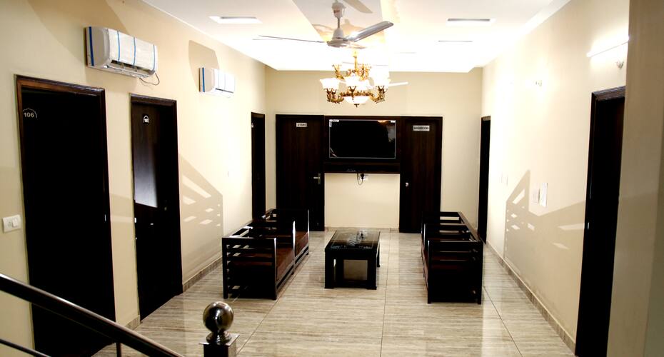 Hotel Temple View Inn, Anandpur Sahib 4